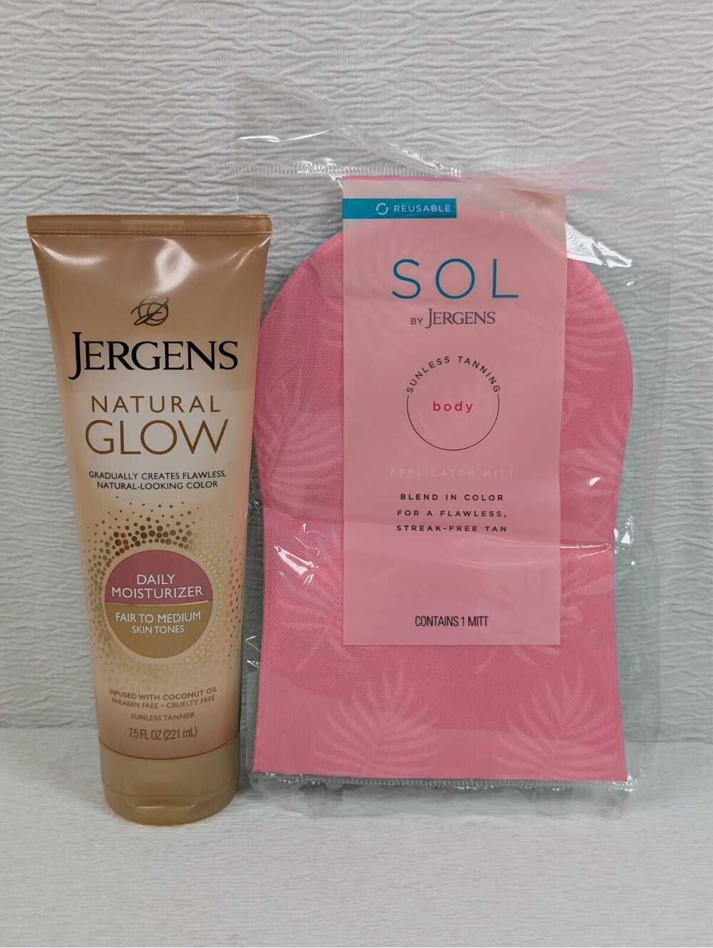 SOL by Jergens Sunless Tanning Mitt + Daily Moisturizer